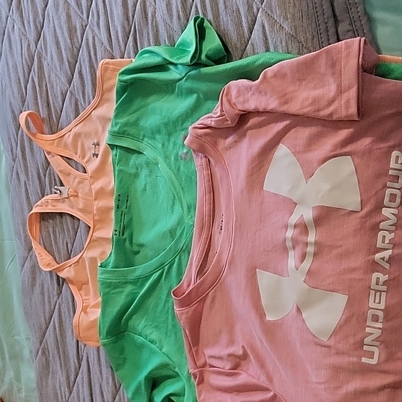 Sportswear  2 t-shirts and 1 tank top,  used maybe twice. - Picture 1 of 4